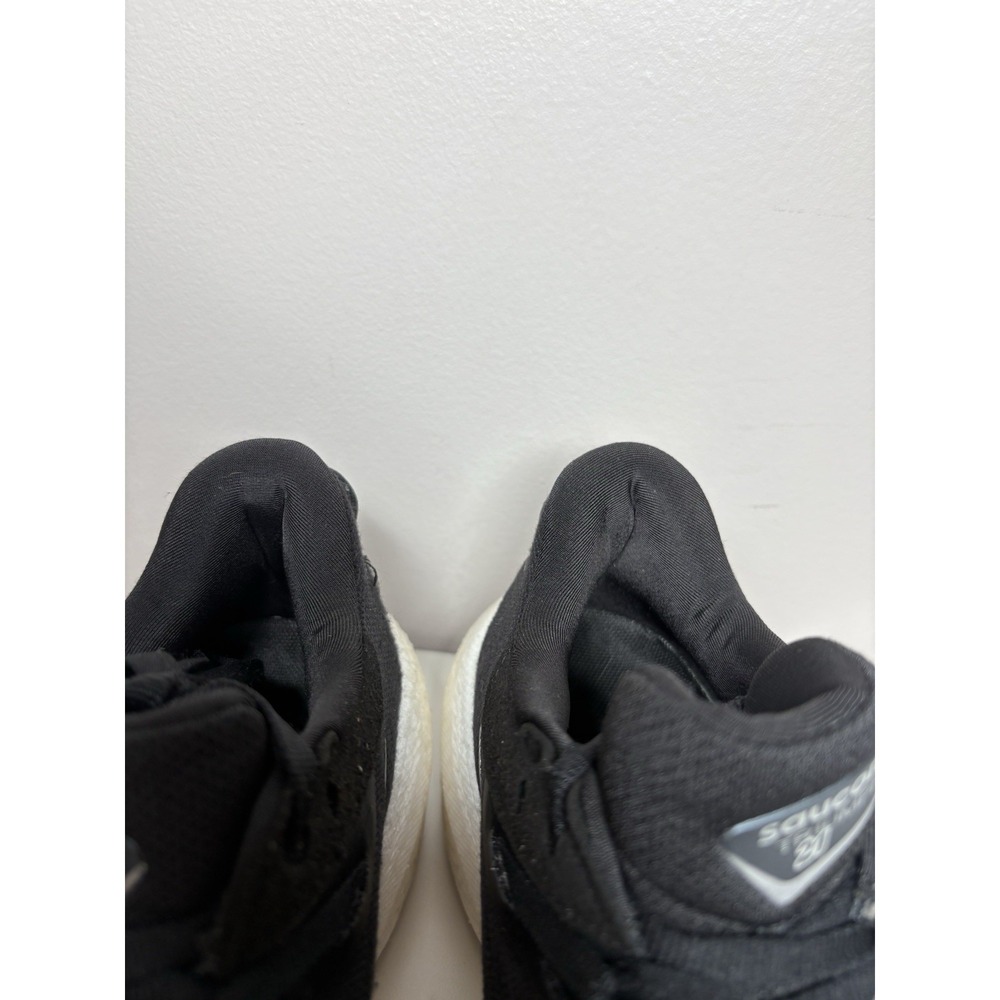 Saucony Triumph 21 Women's 'Black/White' Running Shoes S10881-10 LkNW - Size 7 - Picture 7 of 11